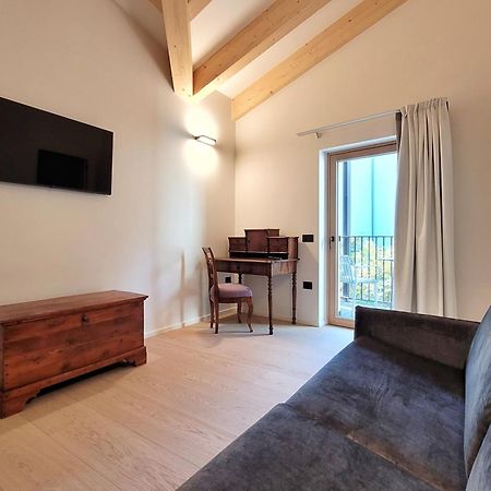 Locanda Restel De Fer Riva del Garda Luaran gambar