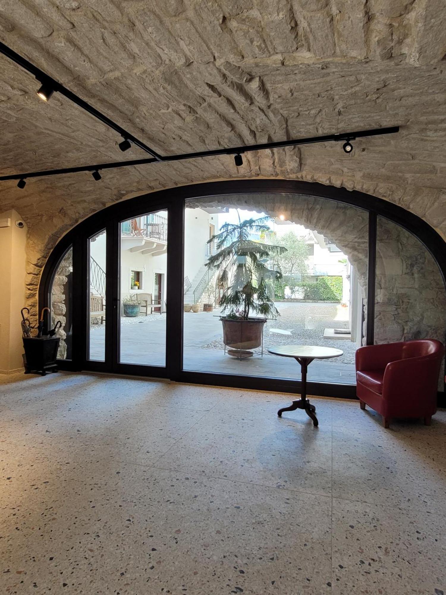 Locanda Restel De Fer Riva del Garda Luaran gambar